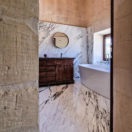 Luxury Surrounded With Nature & Farm Animals Alpacas Etc Għasri