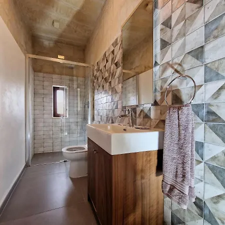 Luxury Surrounded With Nature & Farm Animals Alpacas Etc Villa