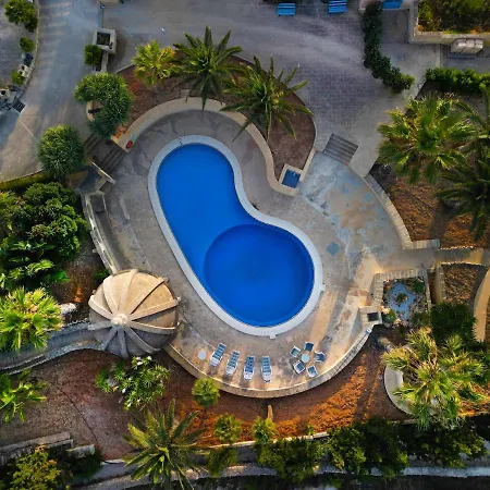 Villa Luxury Surrounded With Nature & Farm Animals Alpacas Etc Għasri