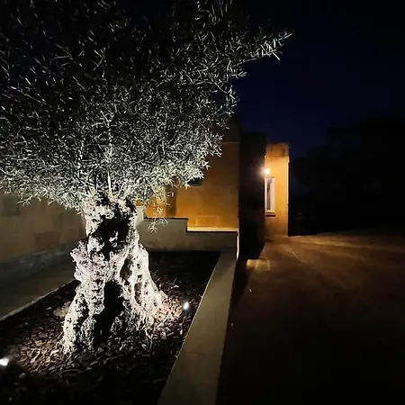 Luxury Surrounded With Nature & Farm Animals Alpacas Etc Villa *