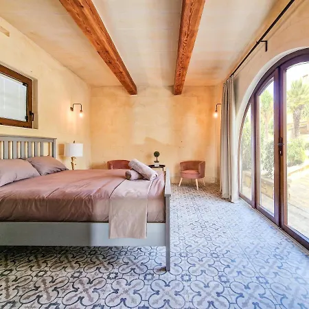 Villa Luxury Surrounded With Nature & Farm Animals Alpacas Etc Għasri