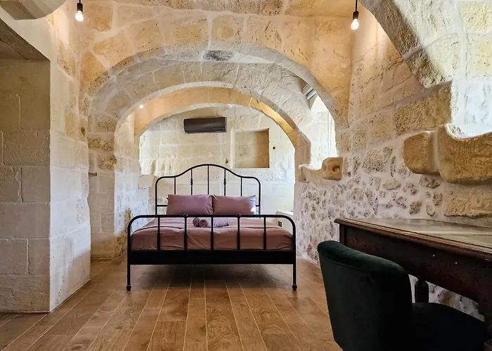 Villa Luxury Surrounded With Nature & Farm Animals Alpacas Etc *